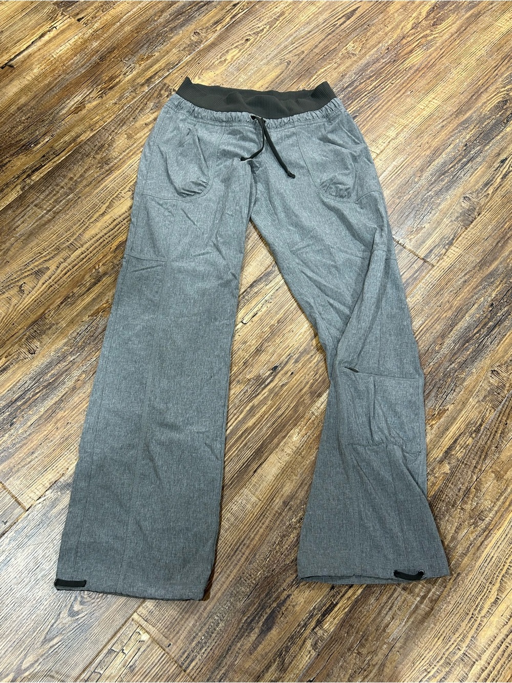 Athleta Gray Straight-Leg Active Pants with Drawstring Waist